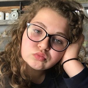 Meet your Posher, Addyson